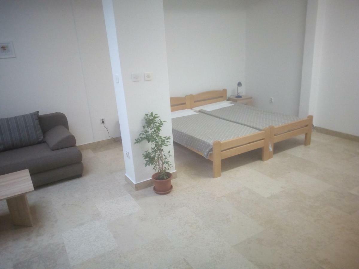Apartman Ivana بولا الغرفة الصورة