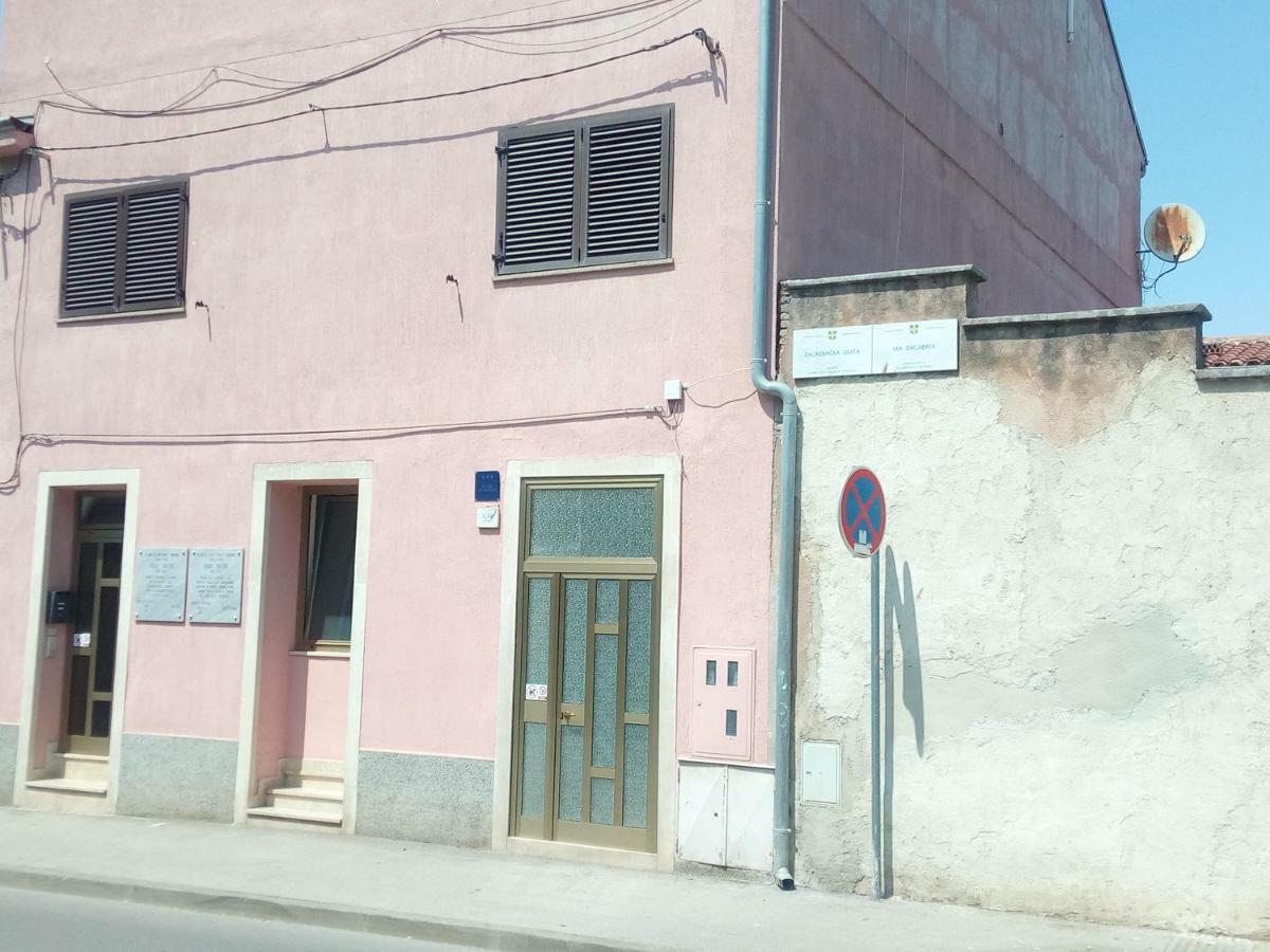 Apartman Ivana بولا المظهر الخارجي الصورة